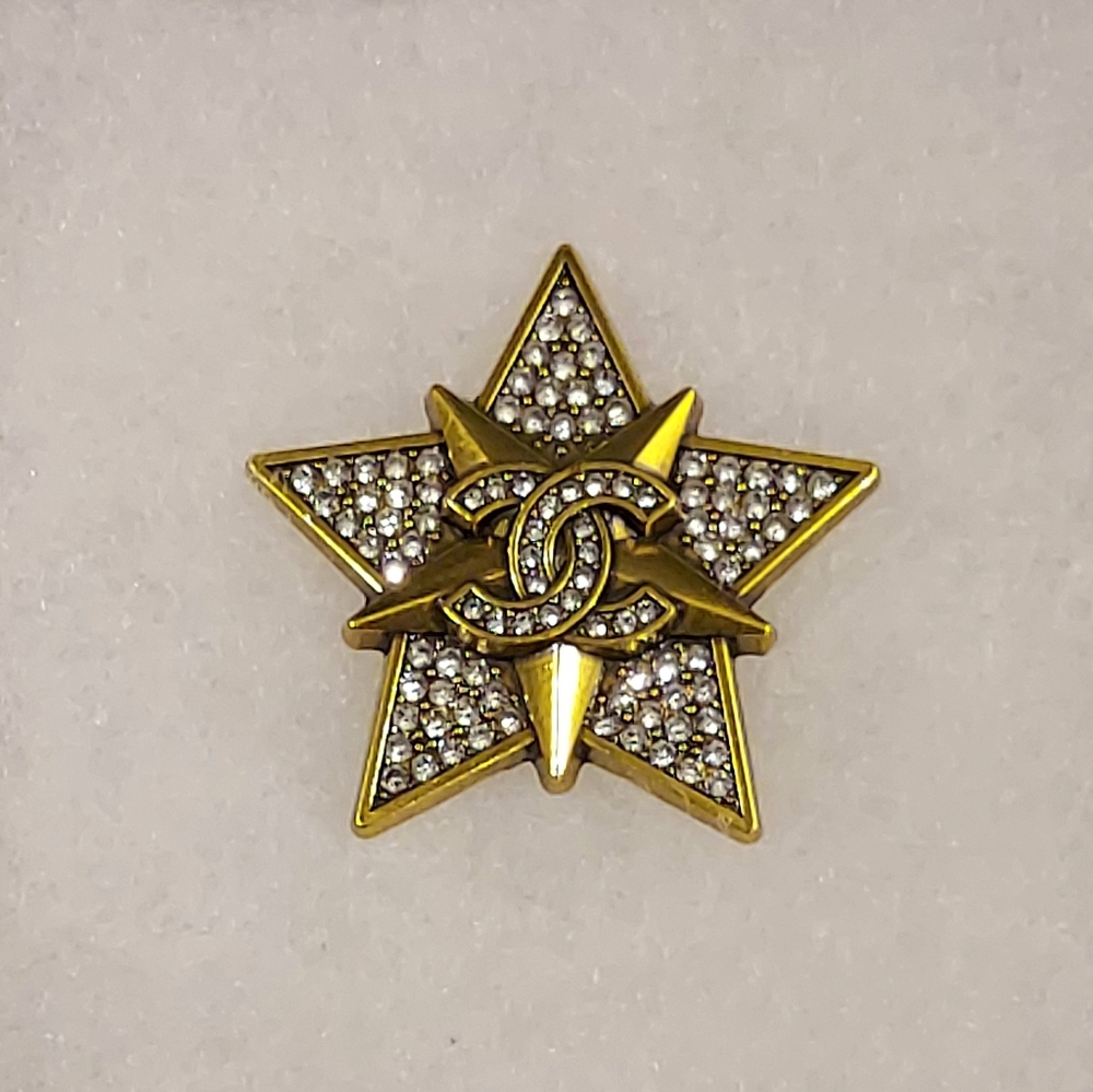 Chanel Gold Star Brooch with Crystals